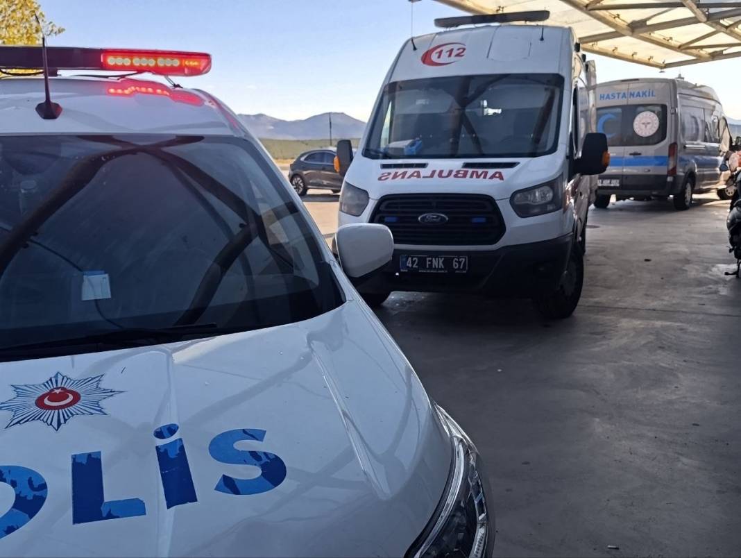 Konya'da 4 katlı apartmanda korkunç olay! Alzaymır hastası zemine düştü 2